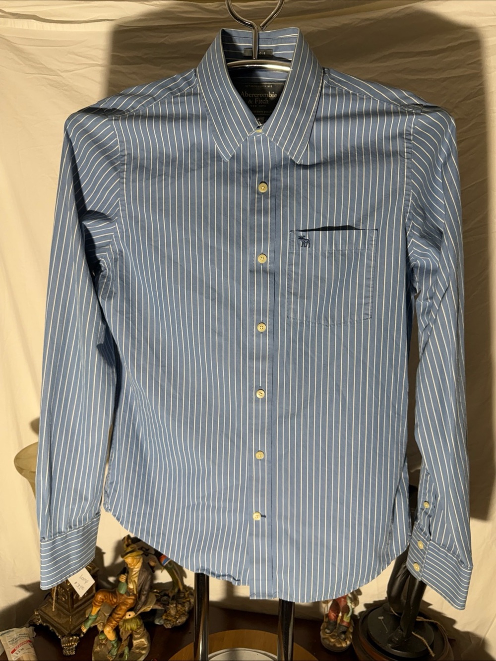 Abercrombie & Fitch Blue and White Striped Men's Dress Shirt